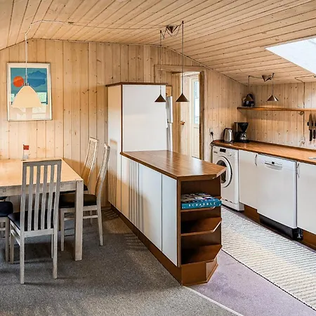 Lovely In Aakirkeby With Wifi Feriehus